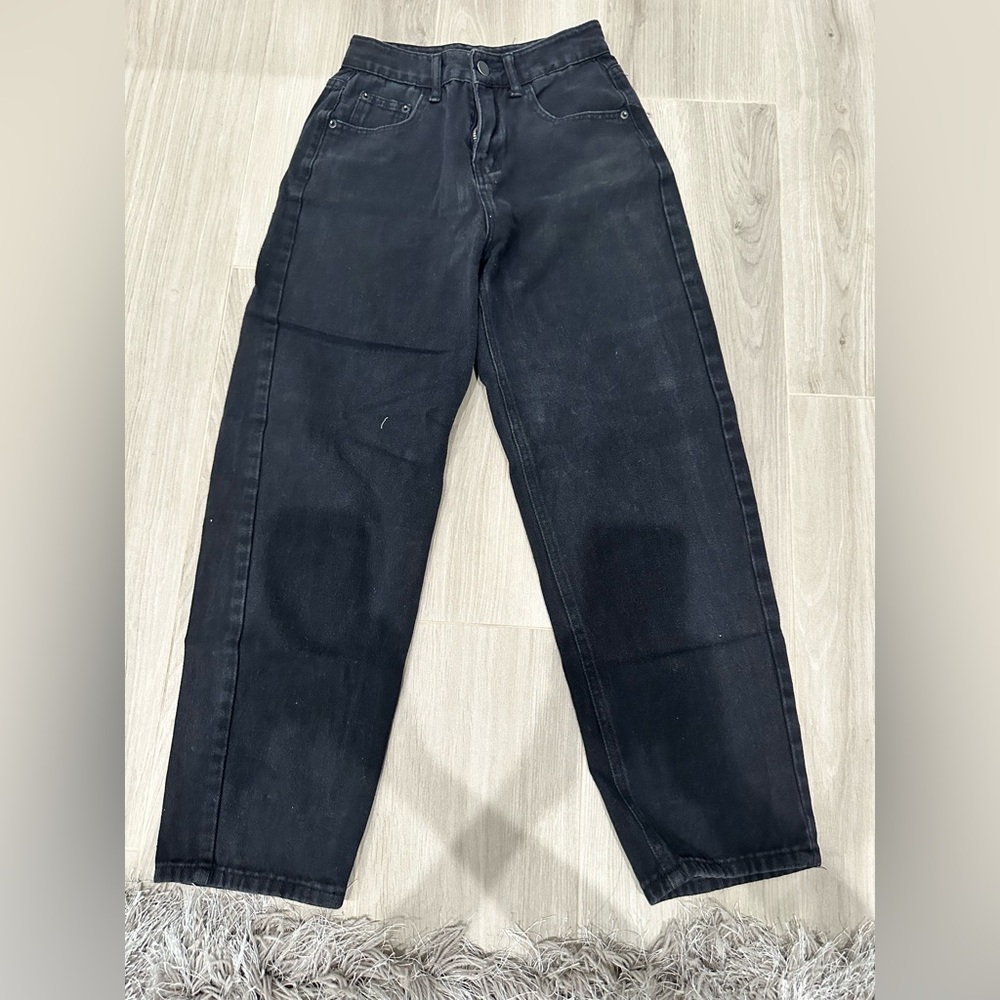 Yesstyle Black straight jeans